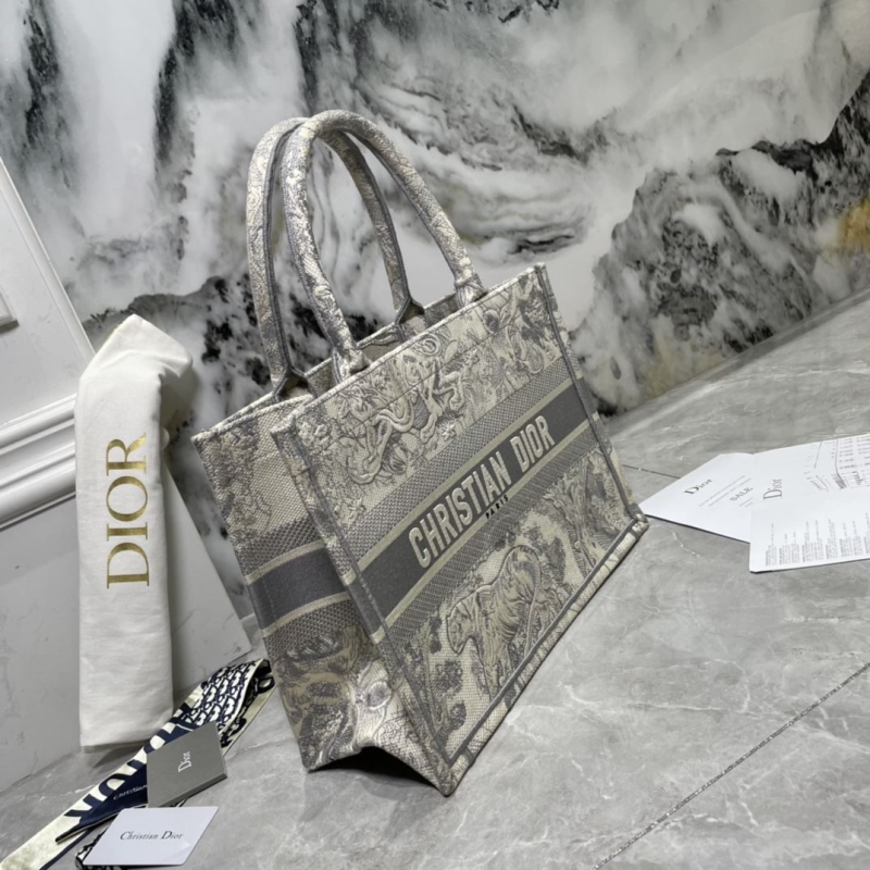 Dior Shopping Bags